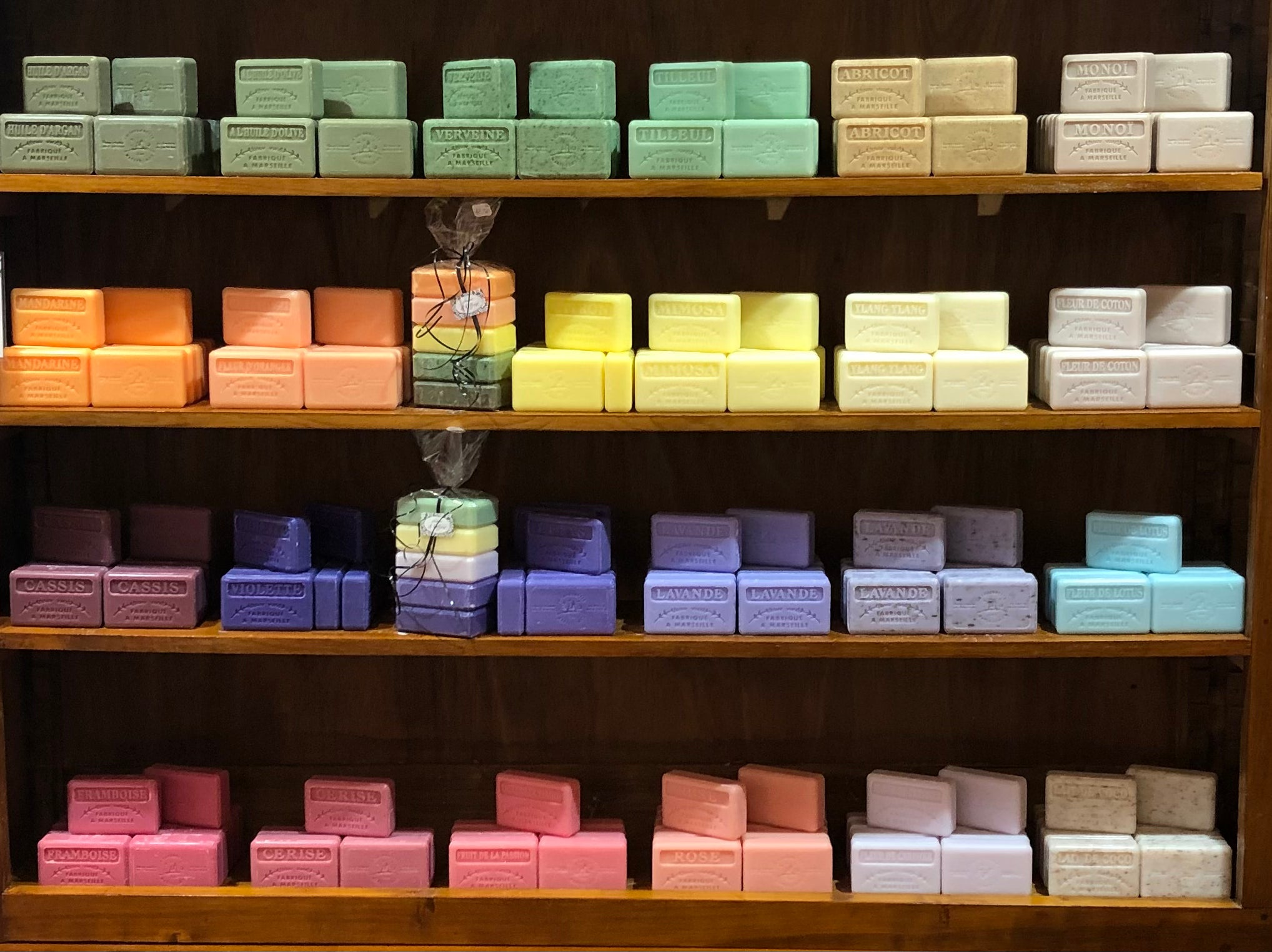 Savons parfumés au beurre de karité BIO